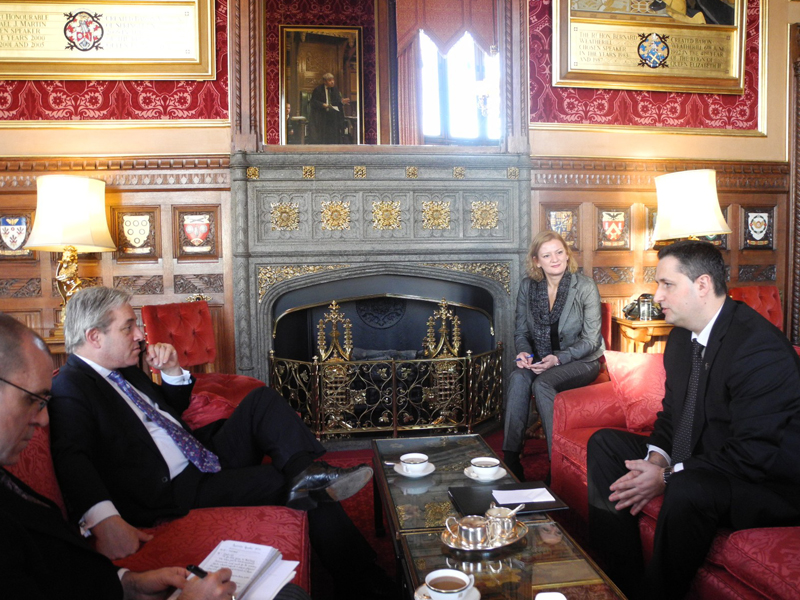 Predsjedavajući Predstavničkog doma dr. Denis Bećirović razgovarao sa predsjednikom Predstavničkog doma Parlamenta Ujedinjenog Kraljevstva Velike Britanije i Sjeverne Irske 
	
